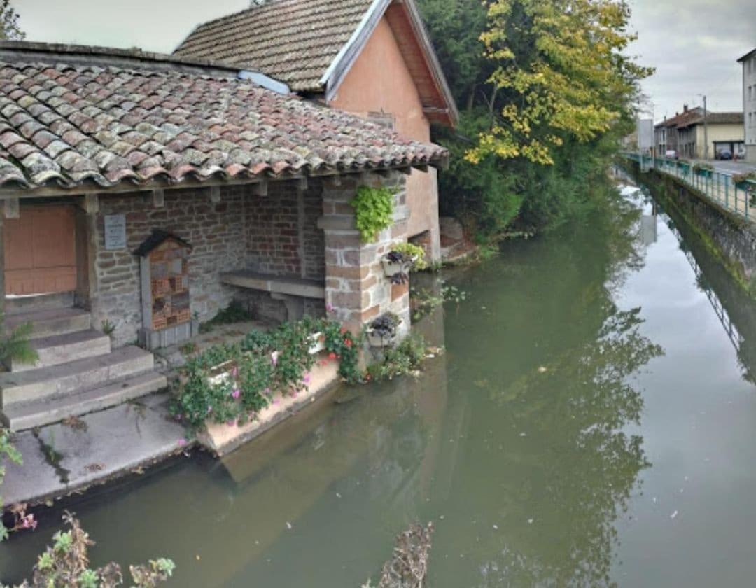 Escapadeveyloise-Nuit Romantique-Spa-Cine-Champagne Pont-de-Veyle Kültér fotó